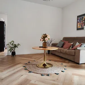  Appartement Magnifique T2 Plein Centre